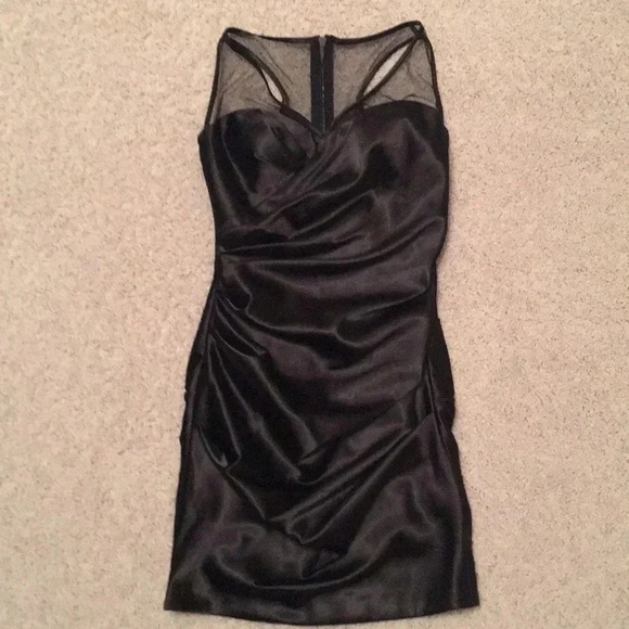 Hailey Logan Black silk dress with mesh top and zipper back - Picture 2 of 3